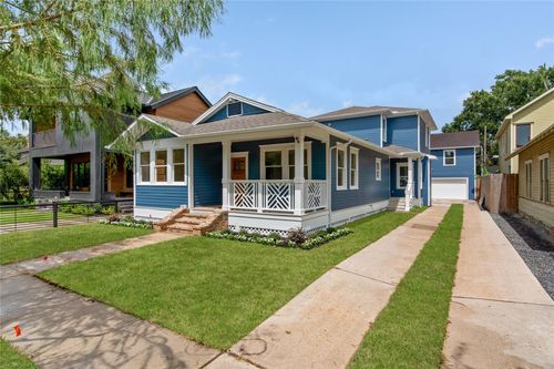 824 Cortlandt St, Houston, TX, 77007-1640 | Card Image