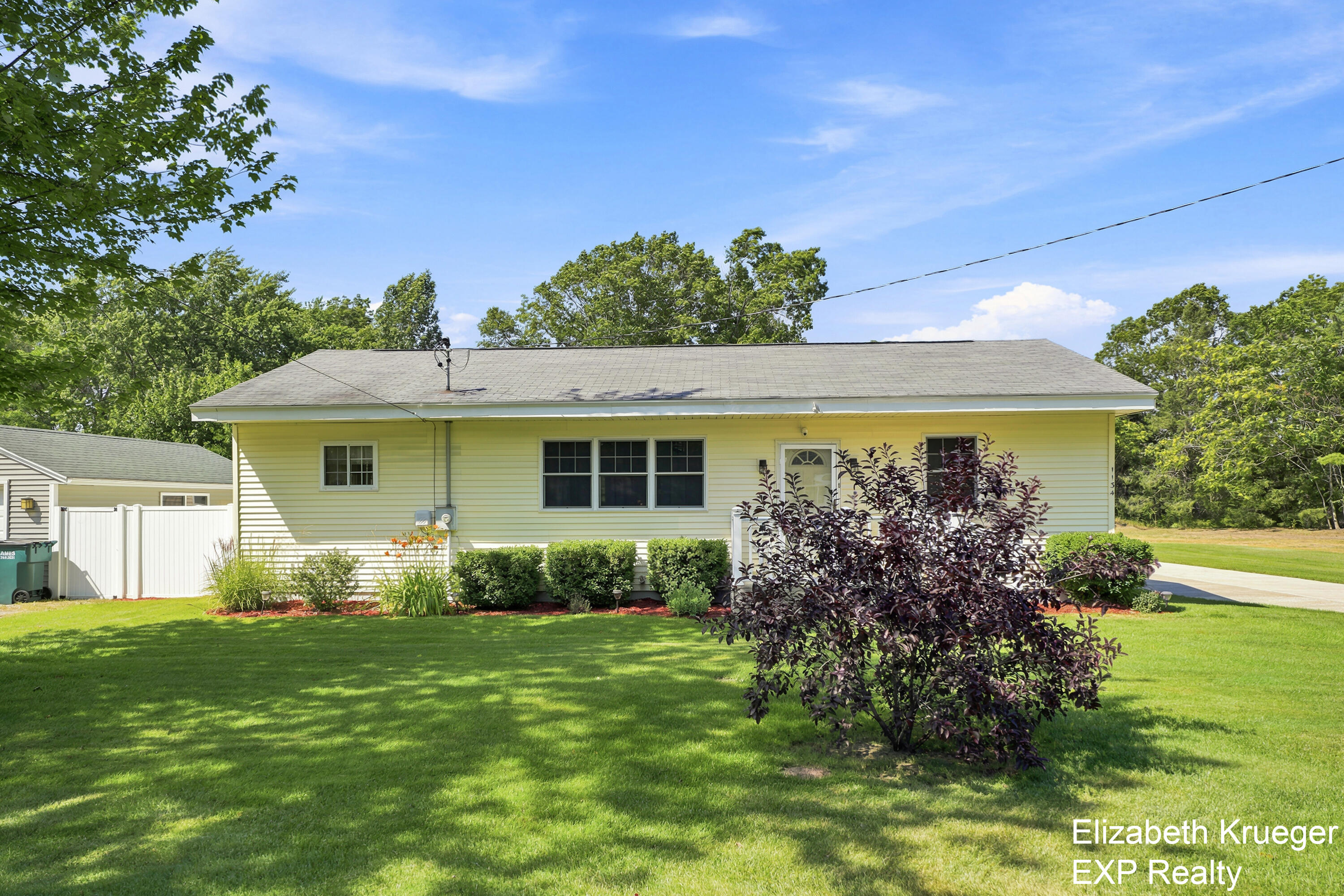 Residential in Norton Shores 5