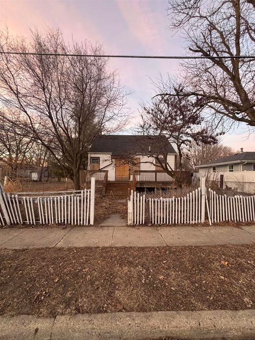 3323 Tripp St, Ames, IA, 50014-7538 | Card Image