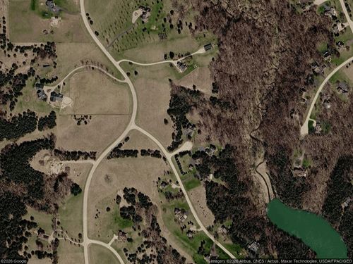 2 Cove Ct, Galena, IL, 61036-9562 | Card Image