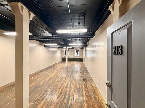 125-143 Main St, Springfield, MA, 01105-2416 | Card Image