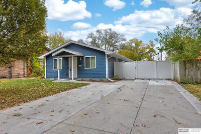 2531 Van Buren Street, House other with 3 bedrooms, 1 bathrooms and 2 parking in Bellevue NE | Image 3