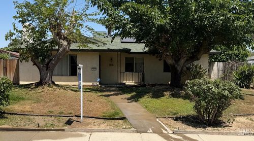 5901 Wilson Rd, Bakersfield, CA, 93309-5632 | Card Image