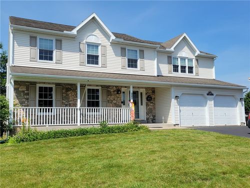 347 Rosecliff Dr, Douglassville, PA, 19518-9502 | Card Image