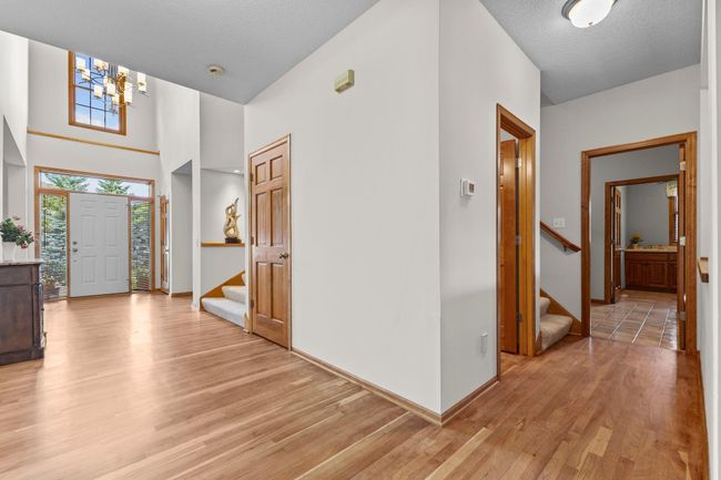 Another view of the entry | Image 7