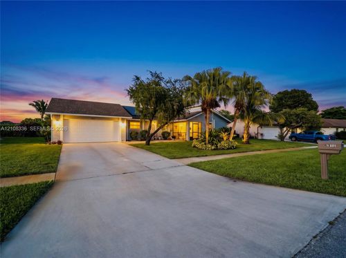 6311 Hitchin Post Way, Delray Beach, FL, 33484-3528 | Card Image