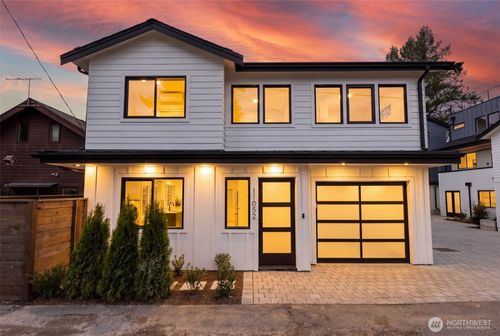 11052 2nd Ave Nw, Seattle, WA, 98177-4827 | Card Image