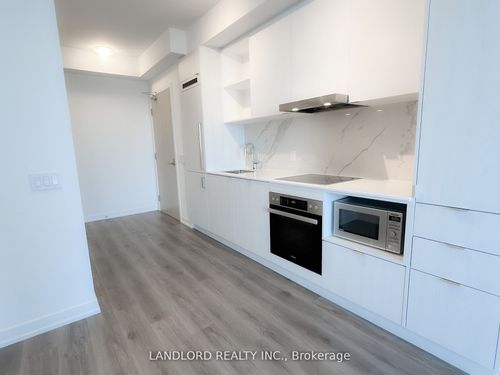 5607-138 Downes St, Toronto, ON, M5E0E4 | Card Image