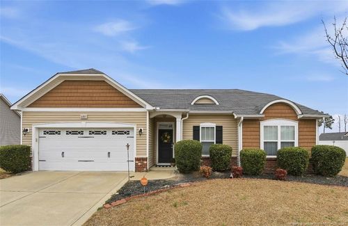 601 Collinwood Dr, Raeford, NC, 28376-8935 | Card Image