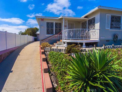 1223 W Elberon Ave, San Pedro, CA, 90732-2619 | Card Image