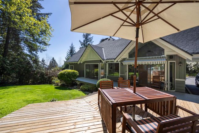 4660 Willow Creek Road, House other with 5 bedrooms, 3 bathrooms and 2 parking in West Vancouver BC | Image 3