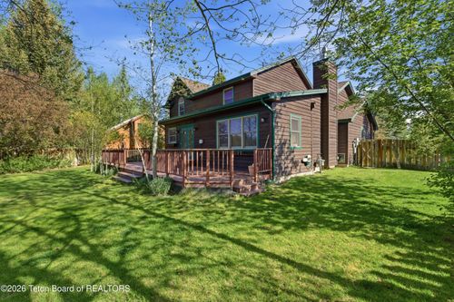 3017 Rangeview Dr, Jackson, WY, 83001 | Card Image
