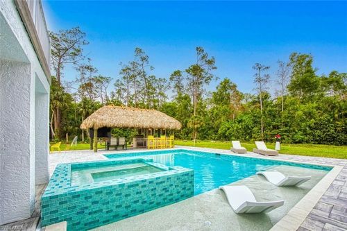 675 Logan Blvd, NAPLES, FL, 34119-3954 | Card Image