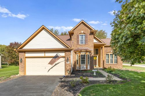 2383 Bold Venture Dr, Lewis Center, OH, 43035-9689 | Card Image