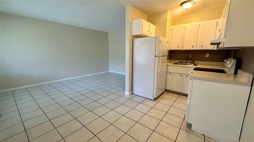 3-717 Se 16th St, Fort Lauderdale, FL, 33316-2653 | Card Image