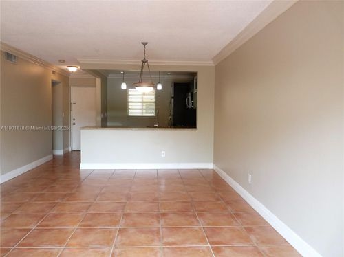 apt-202a-7701 Camino Real, Miami, FL, 33143-7120 | Card Image