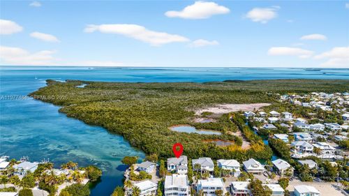 146 Mockingbird Rd, Tavernier, FL, 33070-2224 | Card Image