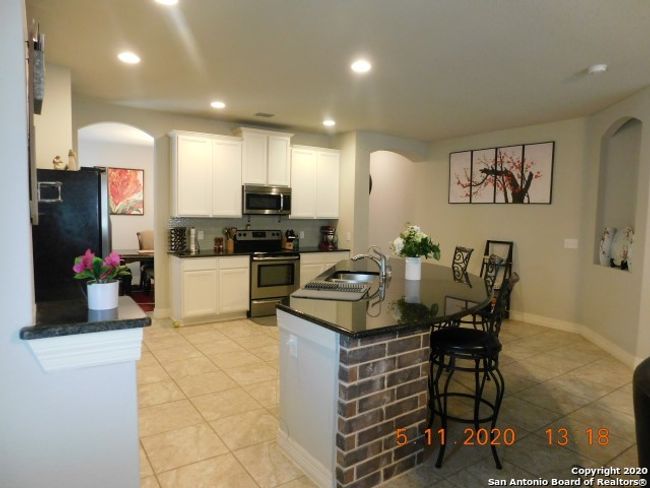 717 Morgan Run, House other with 4 bedrooms, 2 bathrooms and null parking in Cibolo TX | Image 6