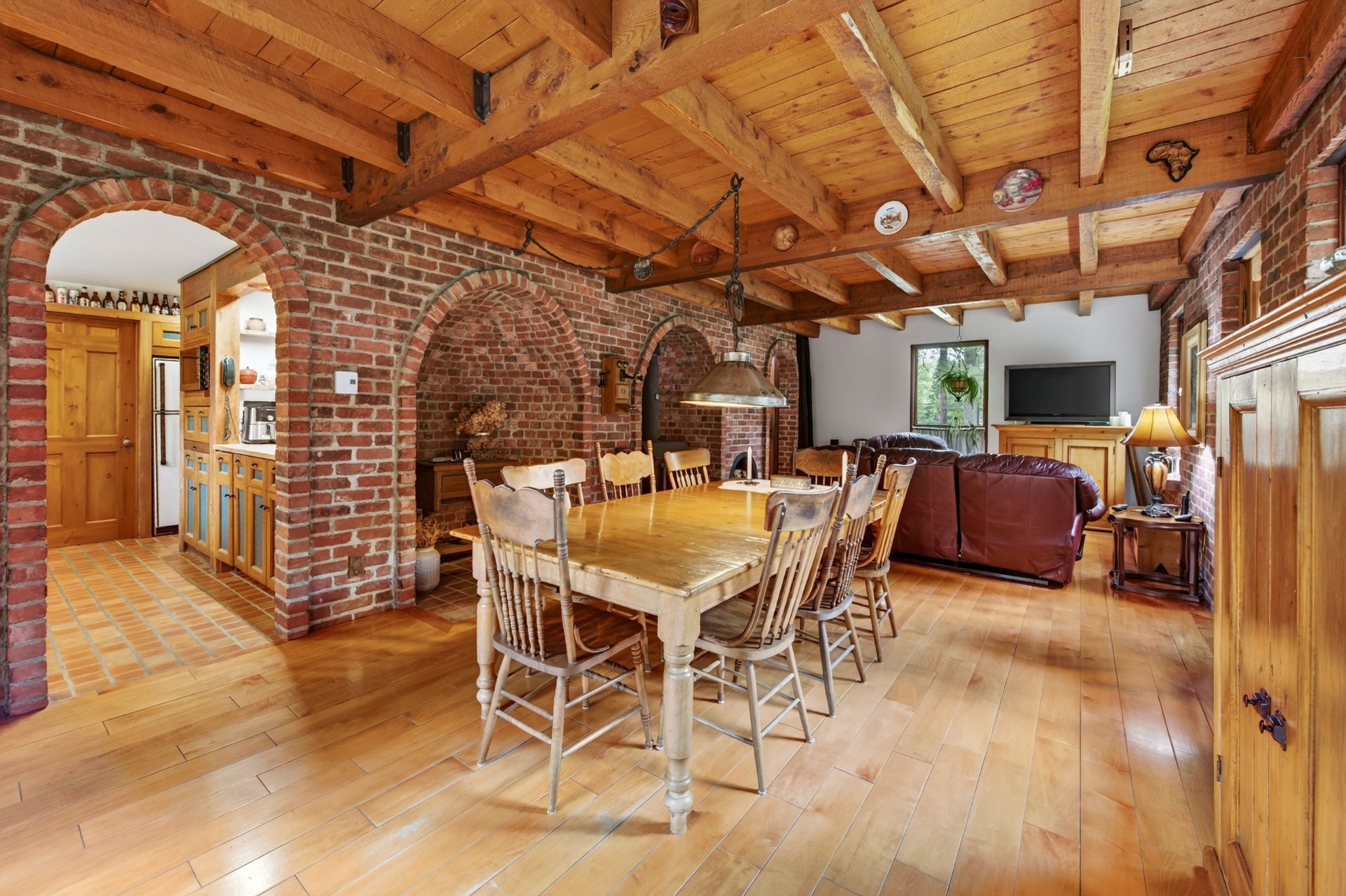 Residential in Sainte-Lucie-des-Laurentides 5