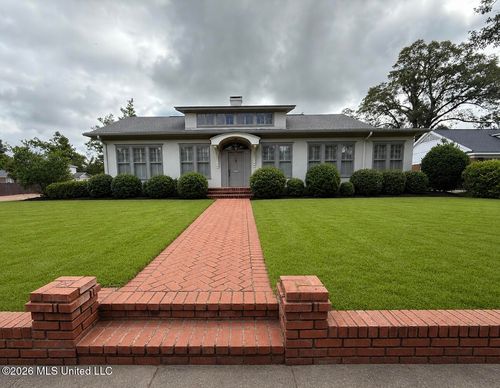 318 Grand Blvd, Greenwood, MS, 38930-3532 | Card Image