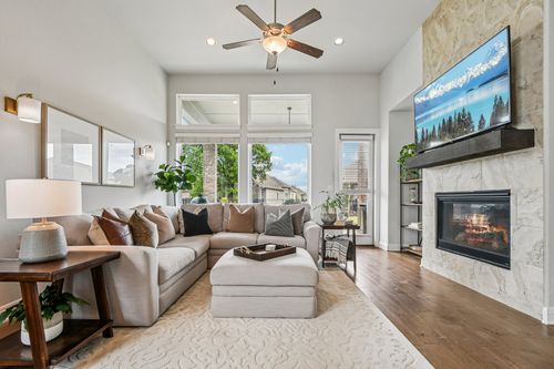548 Faith Dr, Liberty Hill, TX, 78642-2149 | Card Image