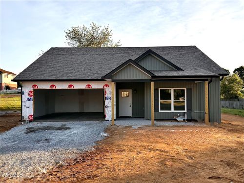 116 Emerald Dr, Greeneville, TN, 37745-6768 | Card Image