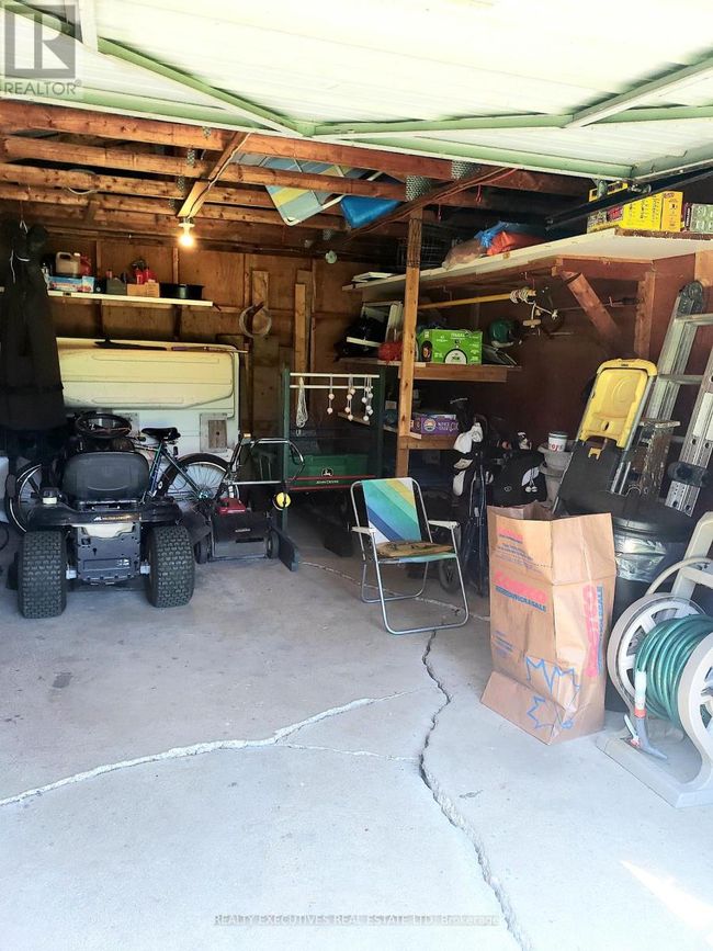 7 B1 Rd, House other with 3 bedrooms, 2 bathrooms and 3 parking in Lombardy ON | Image 11