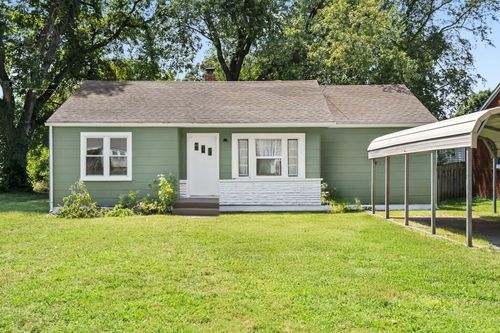 426 W Catalpa St, Springfield, MO, 65807-1402 | Card Image
