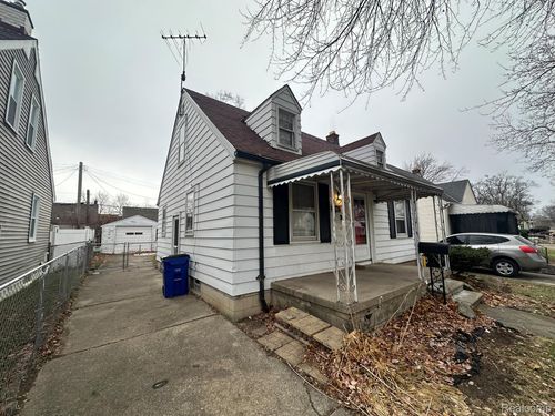 7785 Mettetal St, Detroit, MI, 48228-3649 | Card Image