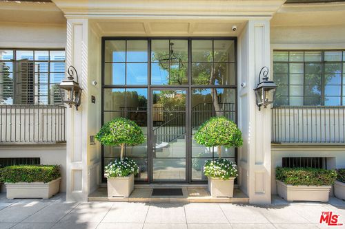 apt-10-9601 Charleville Blvd, Beverly Hills, CA, 90212-2346 | Card Image