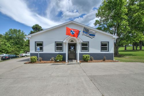 2725 Fairview Blvd, Fairview, TN, 37062-9088 | Card Image