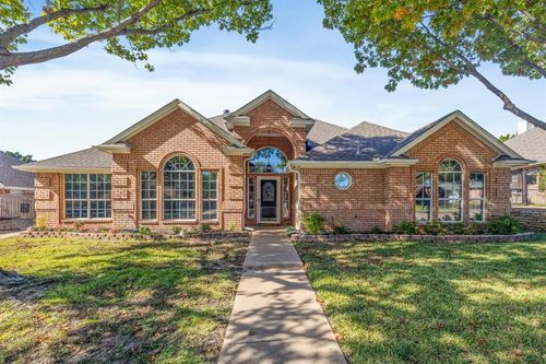 7333 Cottonwood Court, North Richland Hills, TX, 76182 | Card Image