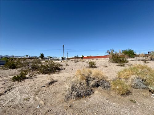 1425 Mohave Dr, Bullhead City, AZ, 86442 | Card Image