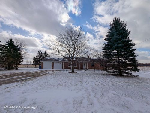 5502 King Rd, Bridgeport, MI, 48722-9738 | Card Image