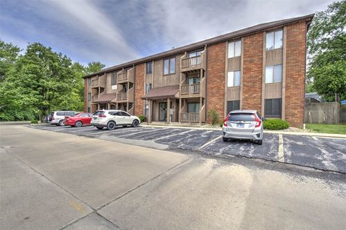 a16-460 Woodside Trl, Decatur, IL, 62521-2363 | Card Image