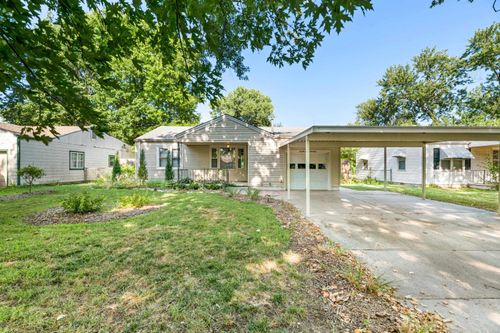 2221 S Green, Wichita, KS, 67211 | Card Image