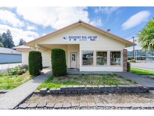 624 Winchester Ave, Reedsport, OR, 97467-1526 | Card Image