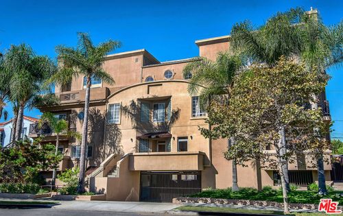 105-1537 S Wooster St, Los Angeles, CA, 90035-3498 | Card Image