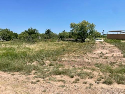 803 3rd Street, Miles, TX, 76861 | Card Image