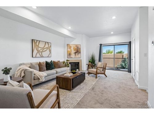 11d-3155 E 104th Ave, Thornton, CO, 80233-4233 | Card Image