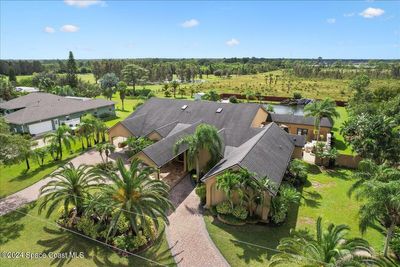 1855 Plantation Circle Se, House other with 6 bedrooms, 6 bathrooms and null parking in Palm Bay FL | Image 2