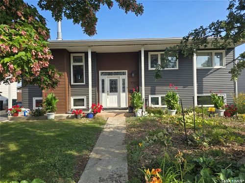 134 Heise Cres, Saskatoon, SK, S7M4V3 | Card Image