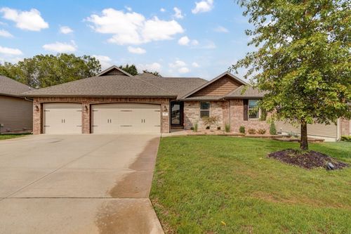 833 E Grouse Rd, Nixa, MO, 65714-9175 | Card Image