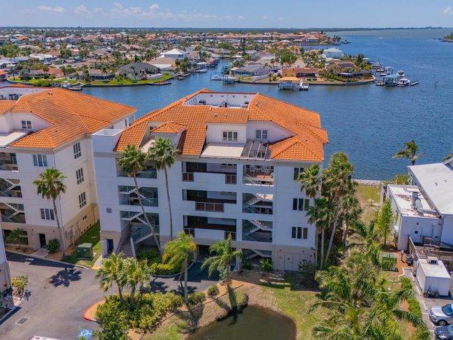 UNIT-202 - 1042 Bellasol Way, Condo with 3 bedrooms, 4 bathrooms and null parking in Apollo Beach FL | Image 77
