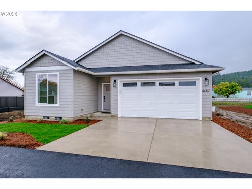 4430 Knotty Pine Ct, Sweet Home, OR, 97386 | Card Image