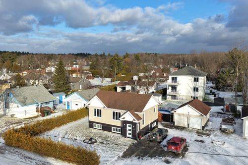 160 Rue De L'Ancêtre, Sherbrooke, QC, J1N3L4 | Card Image