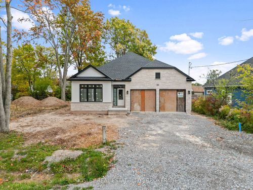 60 Pleasant Ave N, Ridgeway, ON, L0S1N0 | Card Image