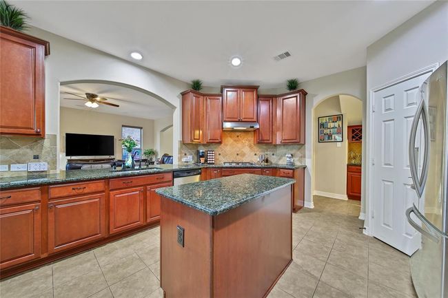 3610 Rock Daisy Dr, House other with 4 bedrooms, 4 bathrooms and 4 parking in Spring TX | Image 15