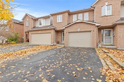 22 Fairhaven Dr, Townhouse with 3 bedrooms, 2 bathrooms and 5 parking in Stoney Creek ON | Image 2