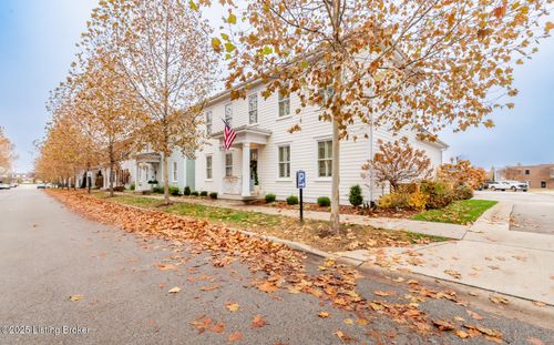 9413 Civic Way, Prospect, KY, 40059-6611 | Card Image